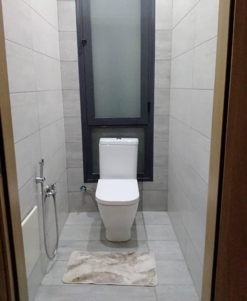 Appartement F4 à Maraval – Immeuble avec ascenseur et parking, emplacement idéal