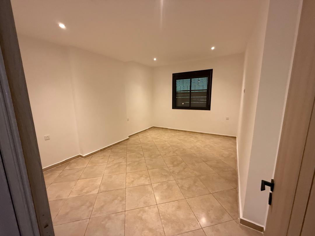 Appartement F3 de 110 m² à Canastel – 9ème étage | Très bonne finition