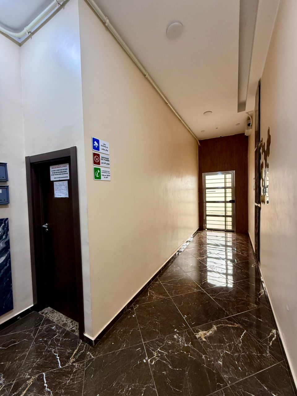 Appartement F3 de 78 m² à vendre à Belgaïd – Résidence au 1er étage | 15 000 000 DZD
